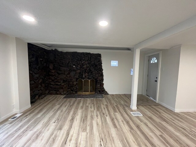 Foto del edificio - 1301 E 6th St