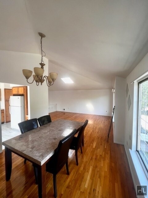 Foto del edificio - 4 Bedroom on SHELDON AVENUE