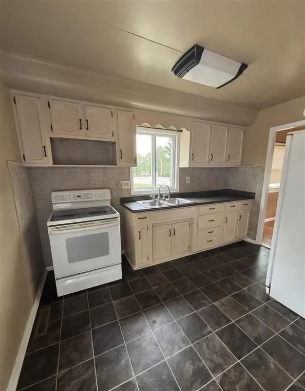 Foto del edificio - 222 Crestview Dr