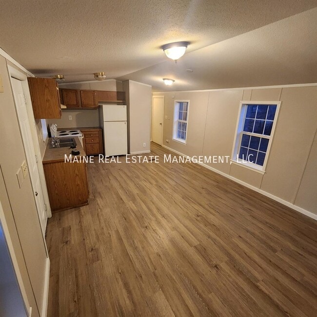 Building Photo - 7 Pheasant Hill Trailer Park