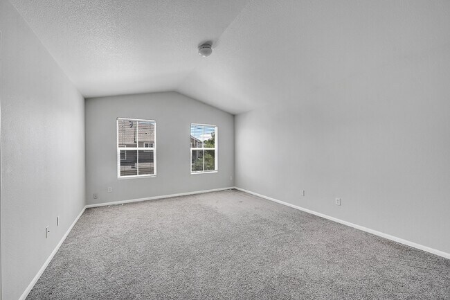Foto del edificio - $1,850.00 - 2 Bedrooms, 2.5 Bathrooms Town...