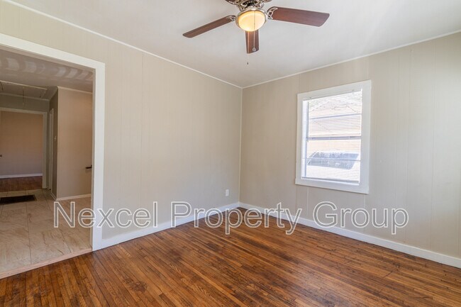 Foto del edificio - 1677 Echles St