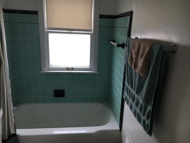 Bathroom 2 - 2105 N 84th St