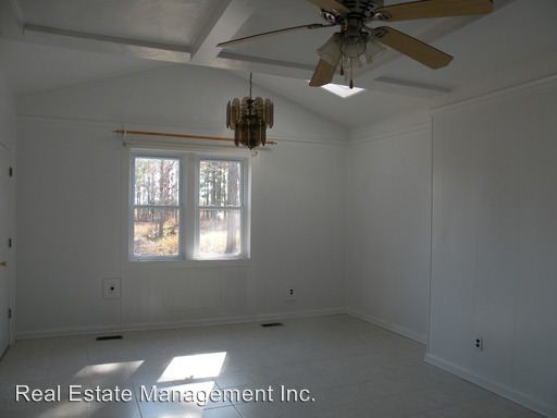 Foto del edificio - 135 Hills Ln