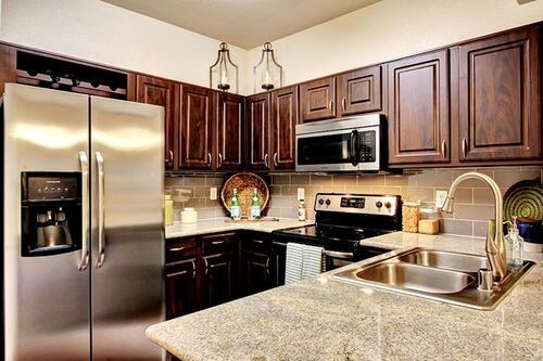 Building Photo - 27601 Kings Manor Dr N