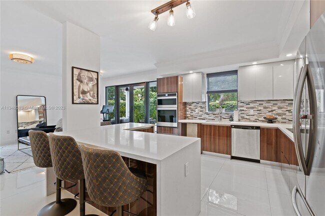 Foto del edificio - 3010 Elizabeth St