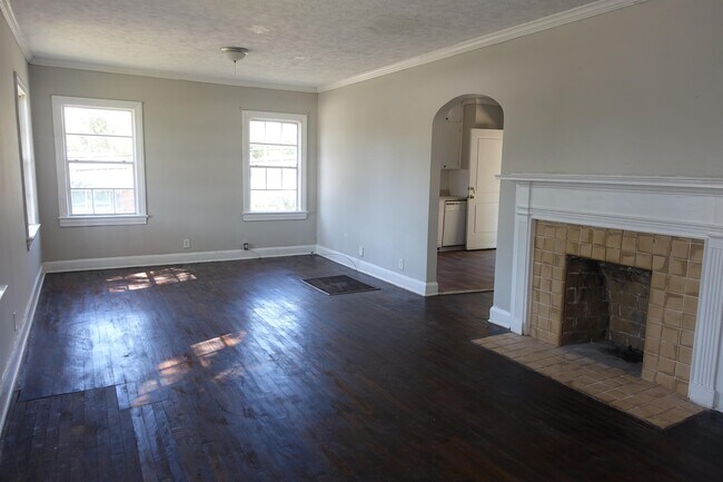 Foto del edificio - 1700 35th Street Ensley