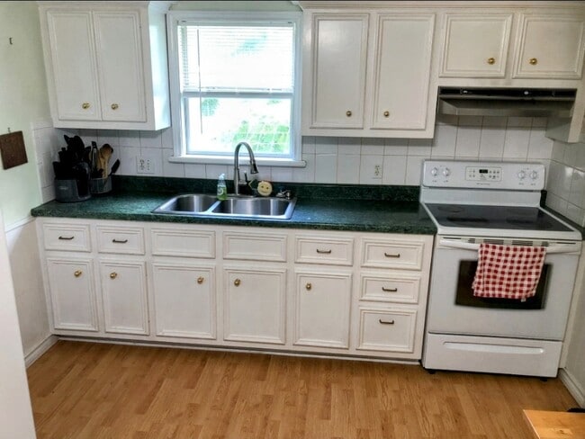 Foto del edificio - 17910 Strack Farm Rd