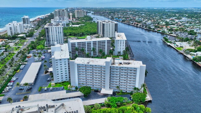 Building Photo - 3212 S Ocean Blvd