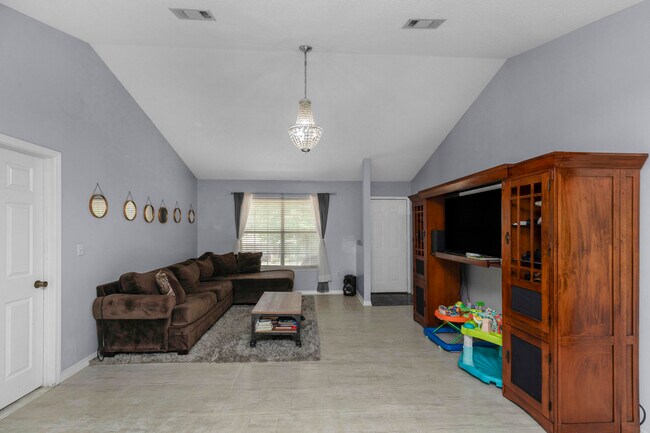 Building Photo - 141 Lonnie Jack Dr