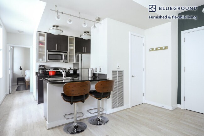 Foto del edificio - 733 15th St NW