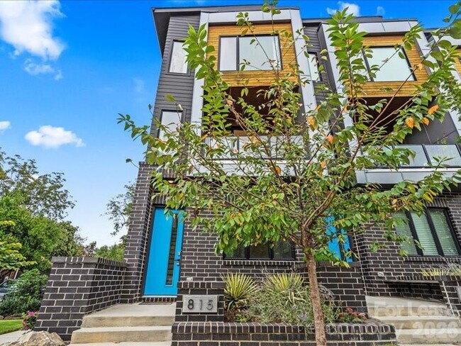 Foto del edificio - 815 E 36th St