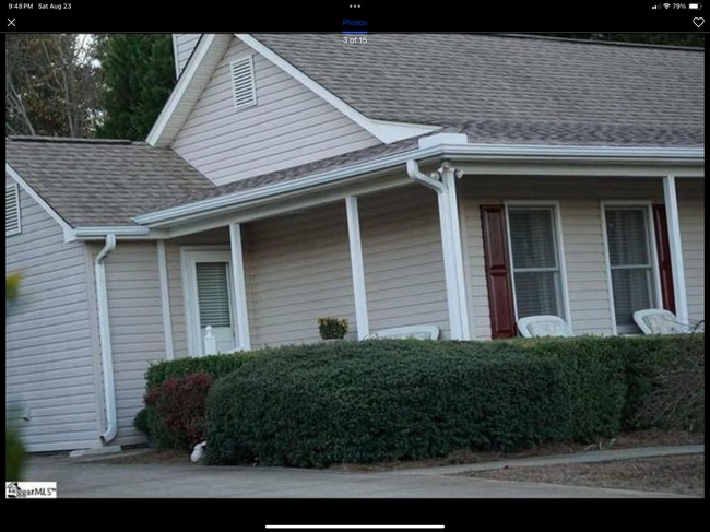 Foto del edificio - 395 Beechwood Dr