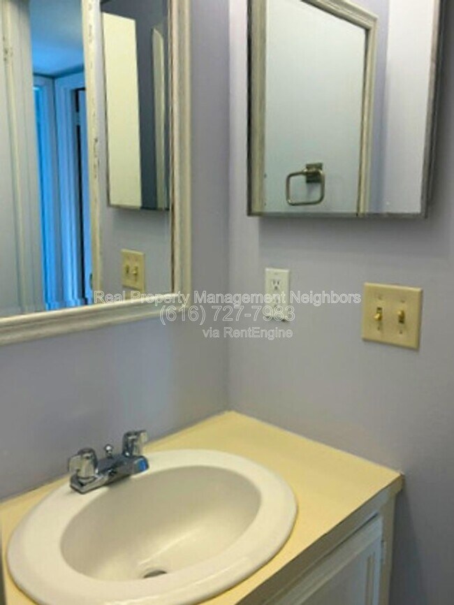 Foto del edificio - 4326 Norman Dr SE