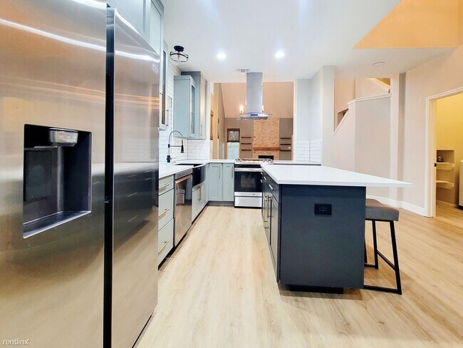 Foto del edificio - 3 br, 2.5 bath House - 3300 Bratton Height...