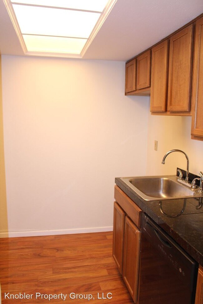 Building Photo - 4107 Avondale Ave