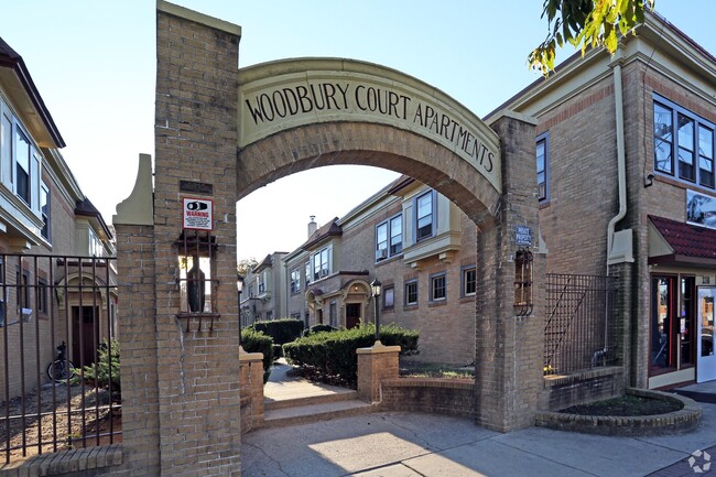 Building Photo - Woodbury Court Apartments