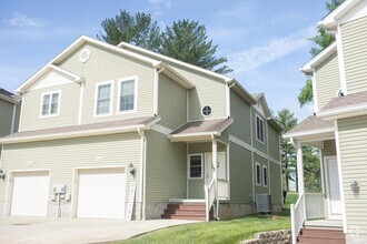 Building Photo - 3138 S Cuffers Dr