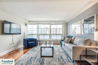 Building Photo - 632 Howard Rd SE