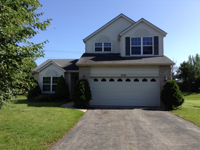 Foto principal - 2316 Applewood Ct