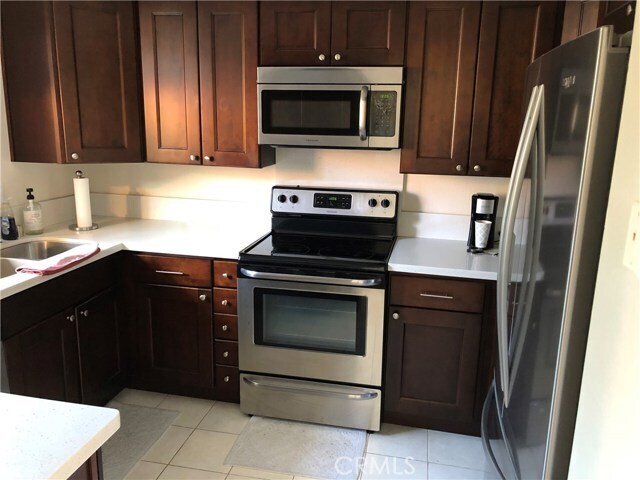 Building Photo - 28037 Ridgebluff Ct