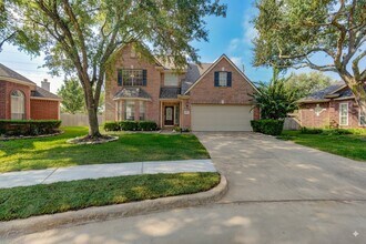 Building Photo - 1731 Maryvale Dr