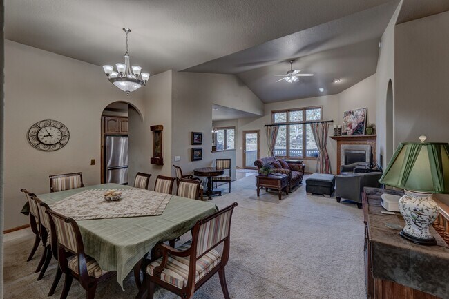 Foto del edificio - 4726 Dornoch Ct