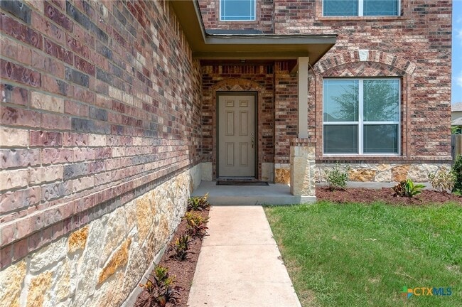 Building Photo - 19217 Elk Horn Dr
