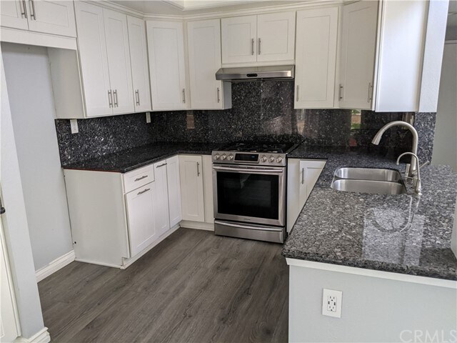 Foto del edificio - 15027 Dogwood Ln