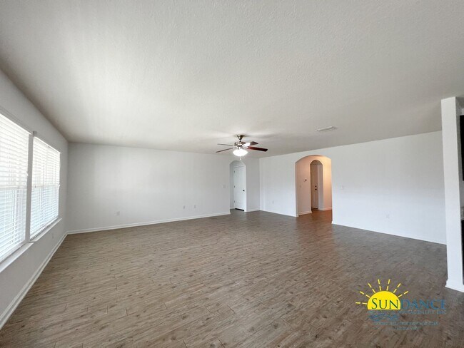 Foto del edificio - Cozy 4 Bedroom Home in Partridge Hills, Mi...