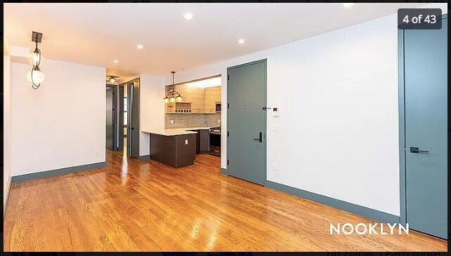 Foto del edificio - 536 Driggs Ave