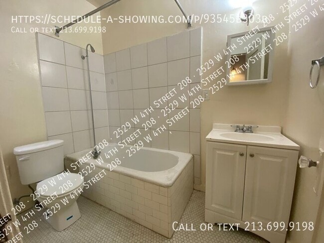 Foto del edificio - 2529 4th St