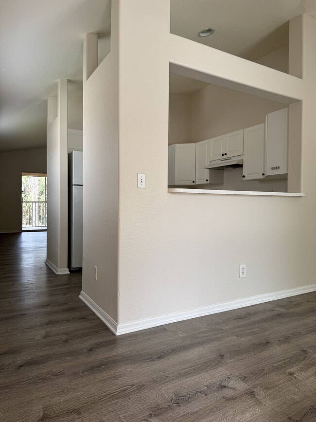 Building Photo - 26728 Little John Ct