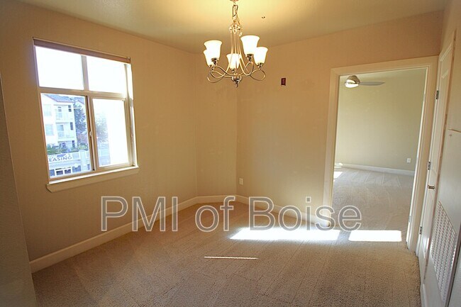 Foto del edificio - 412 S 13th St