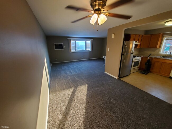 Building Photo - 3 br, 2 bath Duplex - 2141 Benson St Fl 2