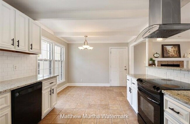 Cocina - 8416 State Line Rd