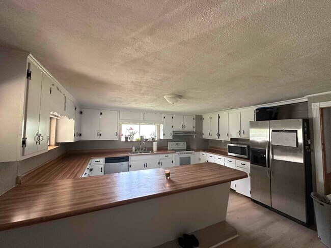Building Photo - 11662 GA-169