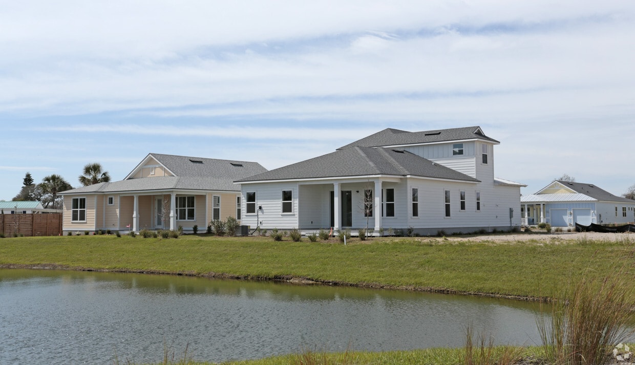 Exterior of Building - Sea View Cottages