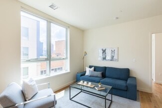 Building Photo - 235 Pavonia Ave