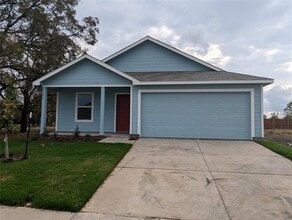 Building Photo - 619 Fisher Ln