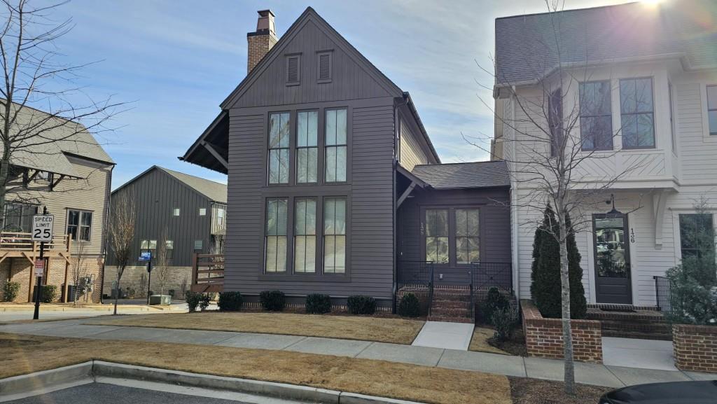 Foto principal - 138 1st Ave NW