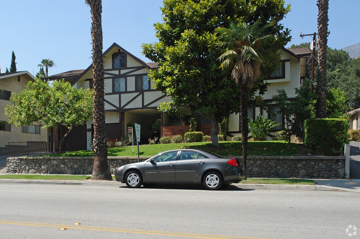 Primary Photo - 435 Sierra Madre Blvd