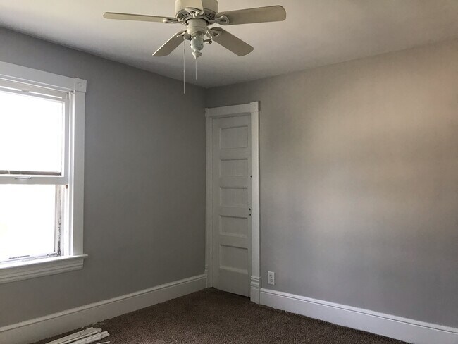 Foto del edificio - 103 S Kentucky Ave