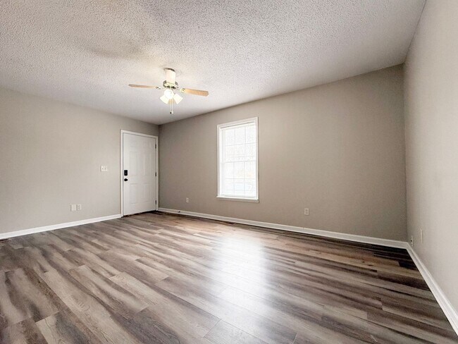 Foto del edificio - 1948 E 1st St