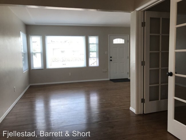Building Photo - 308 Harbison Ave