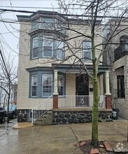 Building Photo - 553 65th St