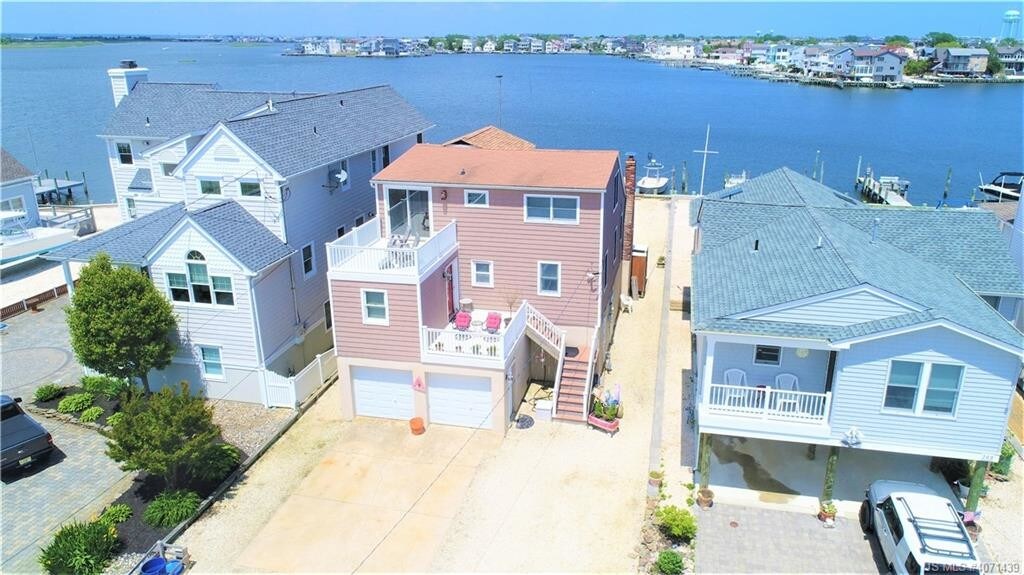 Primary Photo - 275 W 27th St