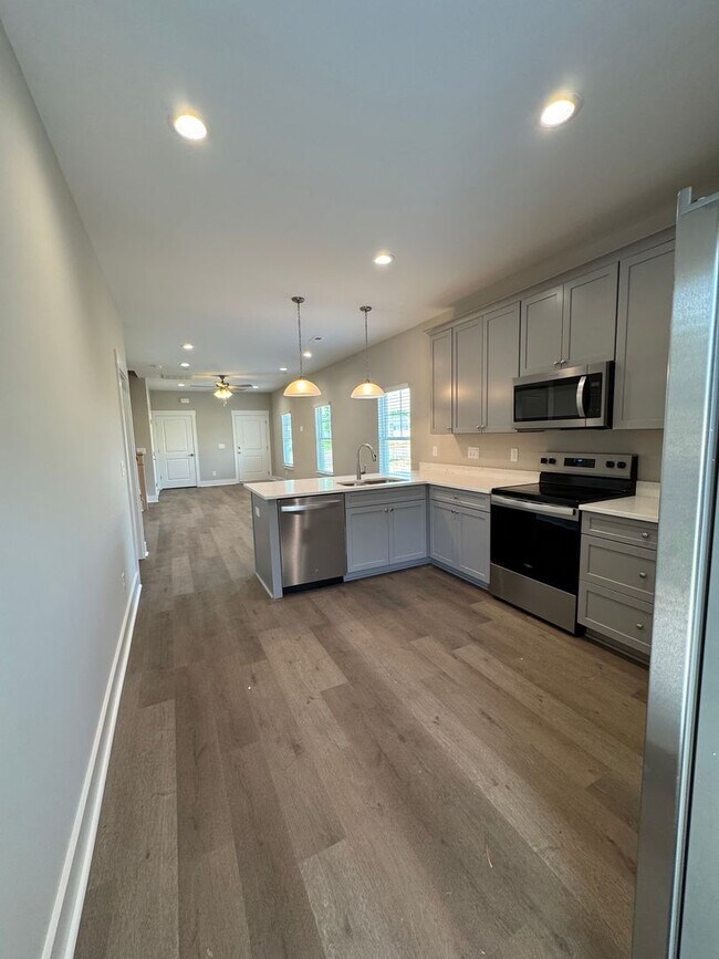 Foto del edificio - 103 Brawley Villas Pl
