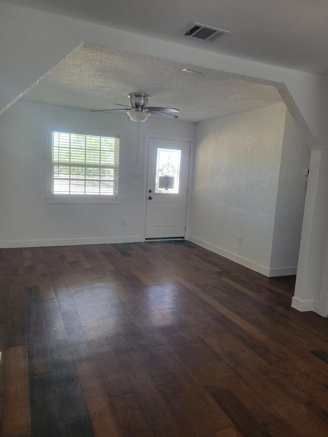 Building Photo - 8610 Webb Rd
