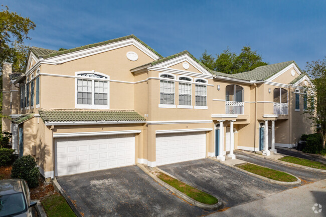 Building Photo - Henley Tampa Palms